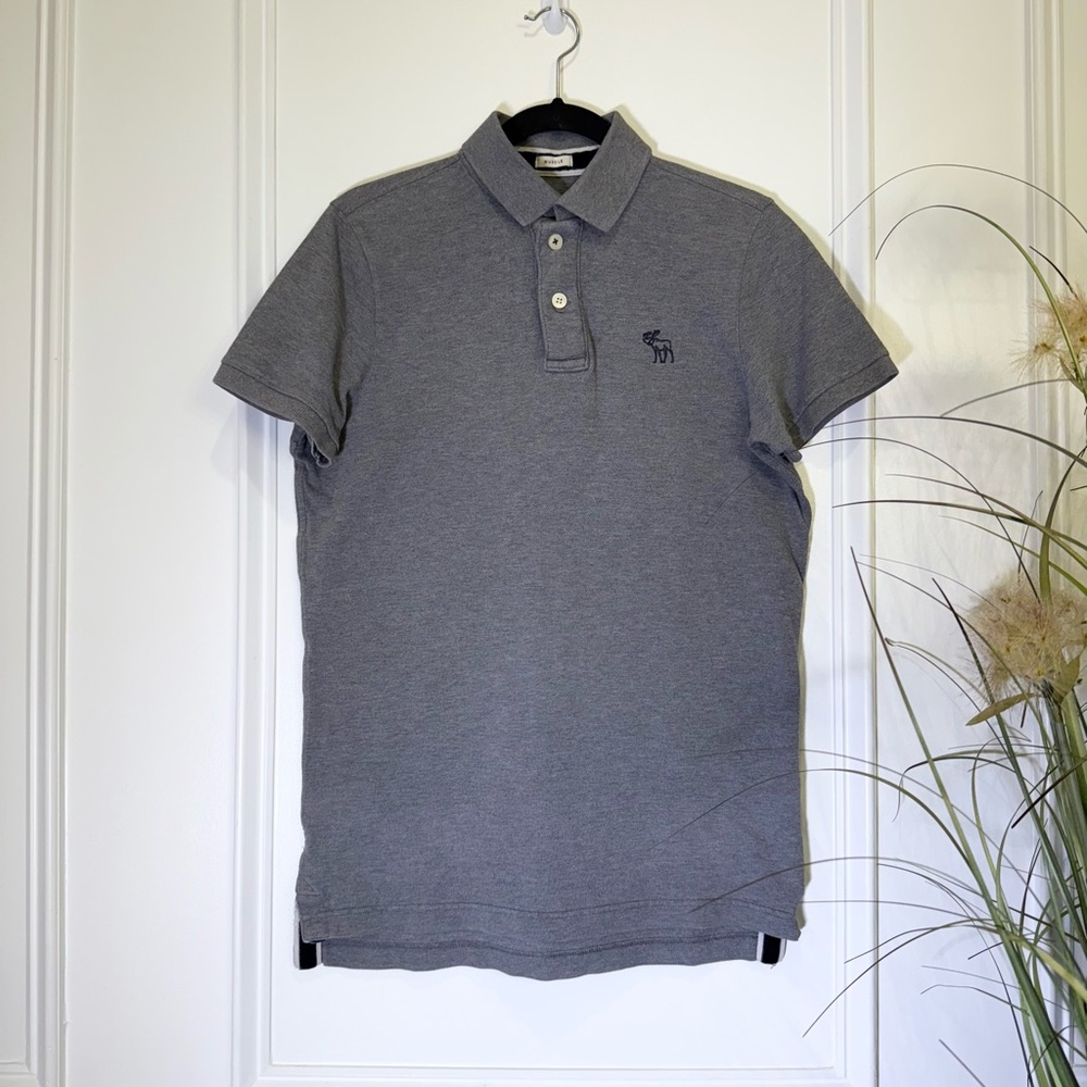 Abercrombie & Fitch Gray Polo Shirt Classic Design